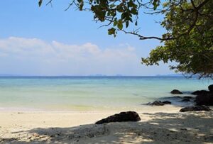 Ko Kradan Ao Nieng Beach